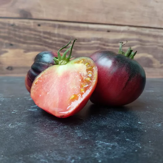 Tomate coeur de boeuf bleue